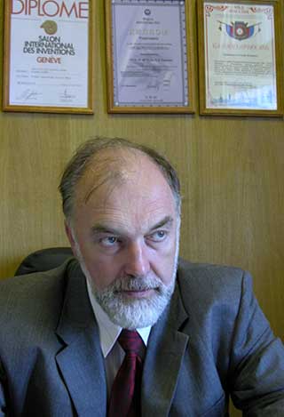 16.11.2004 - Александр Батанов: «Все, что связано с антитеррором, выросло из гражданских задач»